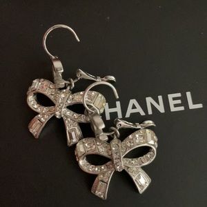 chanel crystal earrings